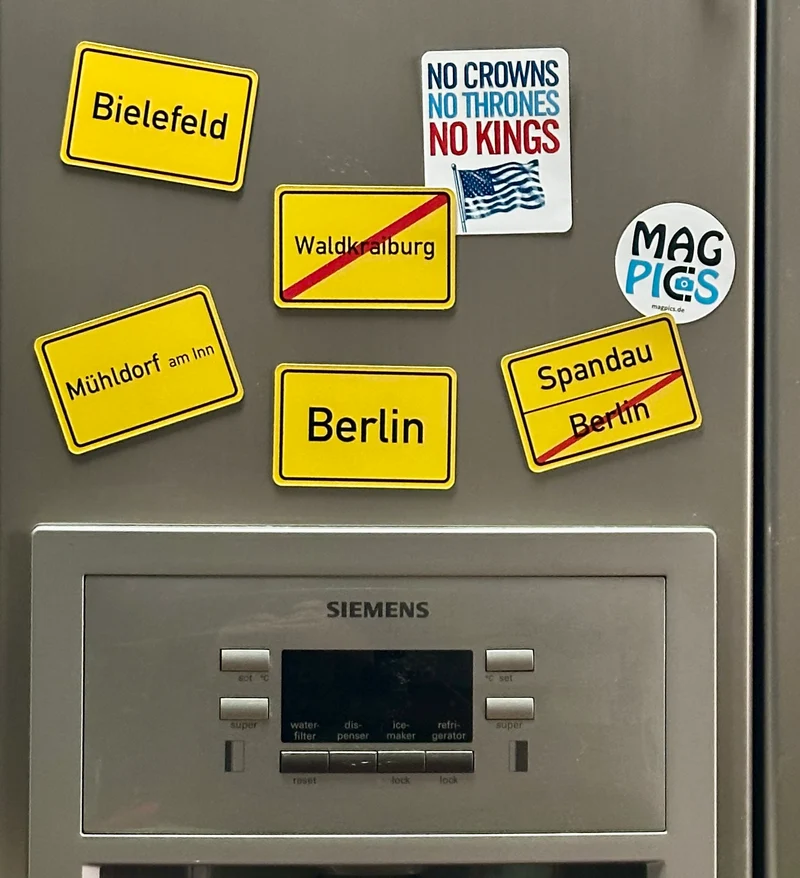 Ortsaus- und eingangsschild / Ortstafel als Magnet mit Wunschtext, 9x6cm