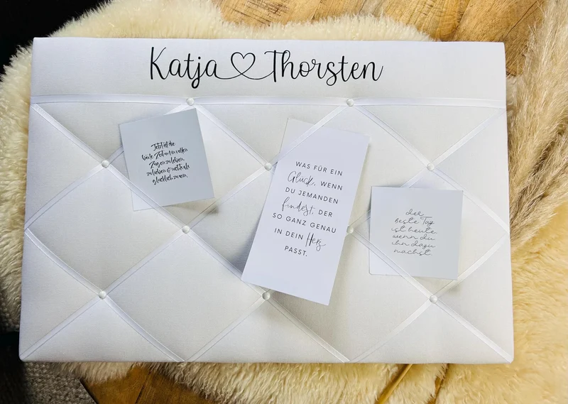 Memoboard Hochzeit personalisiert weiß