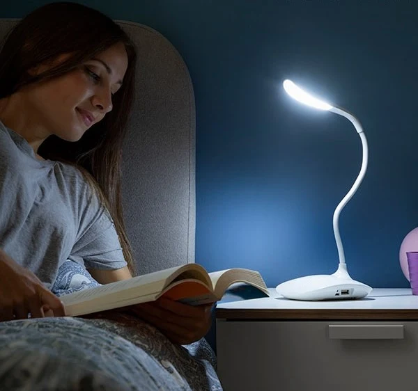 Wiederaufladbare LED Tischlampe