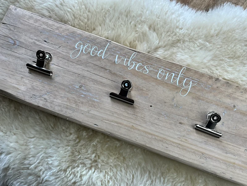 Upcycling Memoboard good vibes only weiß