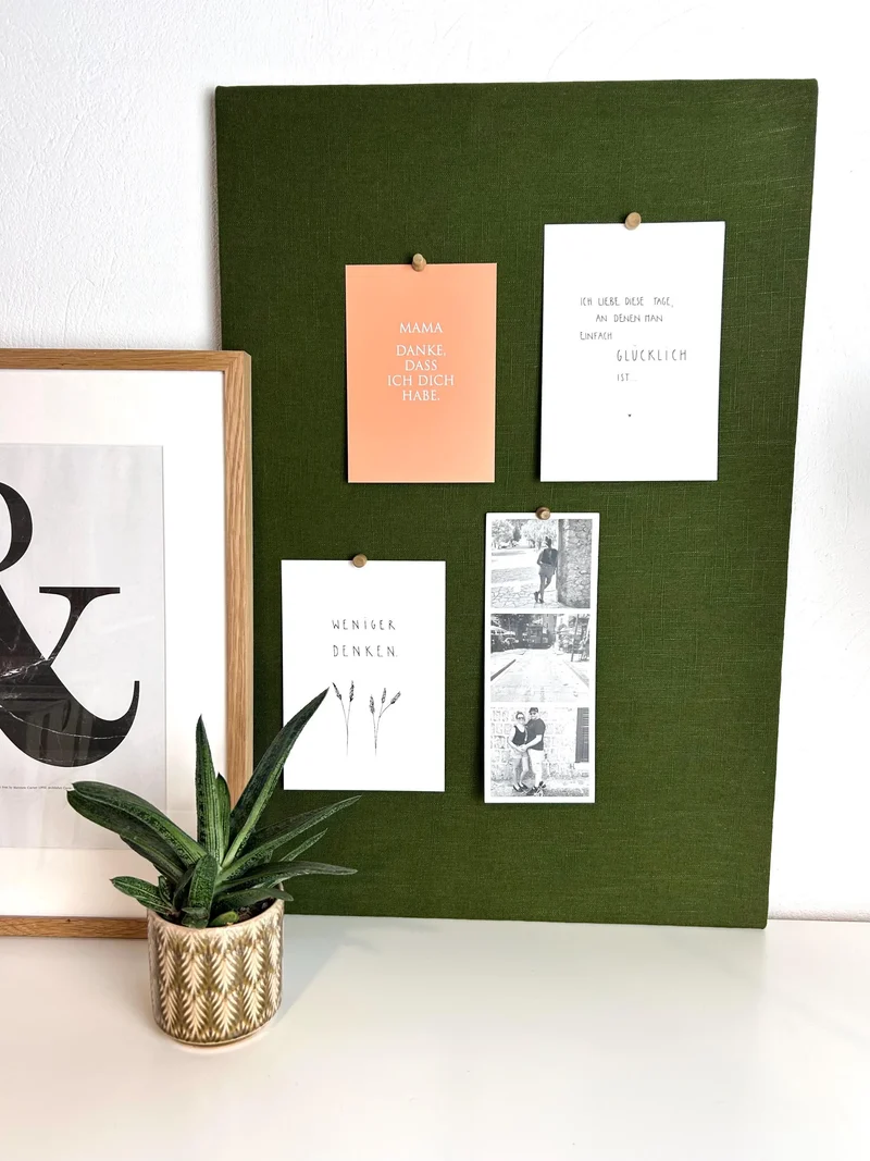 Pinnwand Pinboard Leinen moosgrün