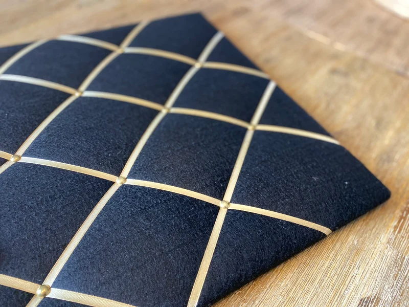 Memoboard schwarz gold Filz