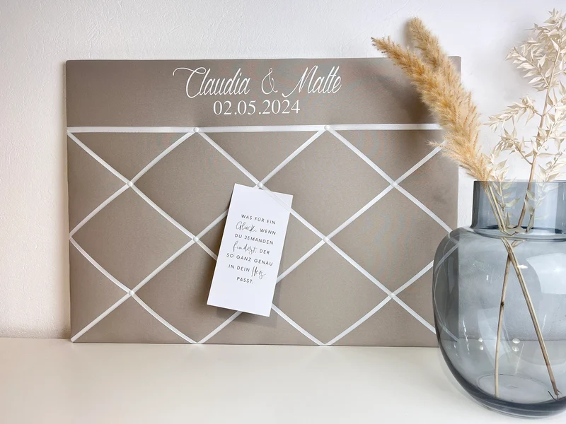 Memoboard Hochzeit personalisiert beige
