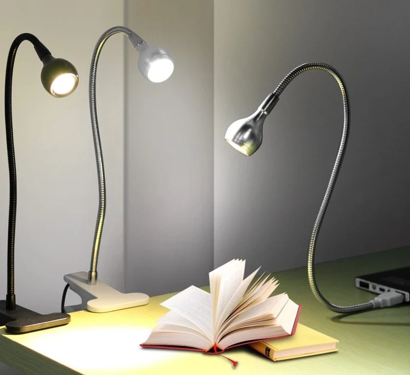 USB-fähige Schreibtischlampe