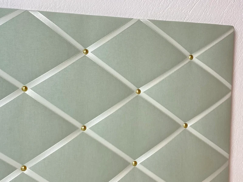 Memoboard helles lindgrün Wunschgröße