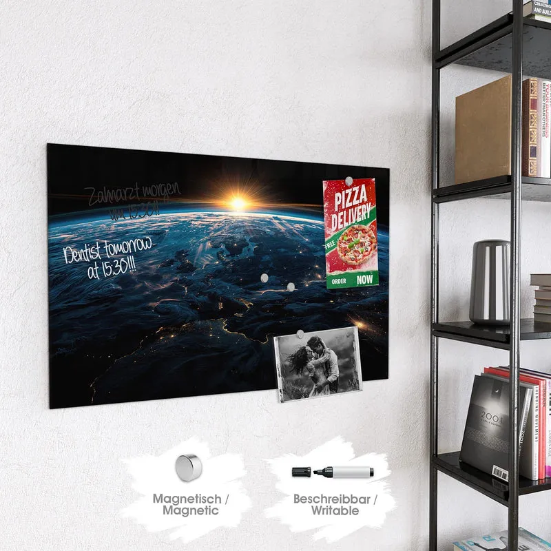 Glas Magnettafel - Erde mit Stadtlichtern