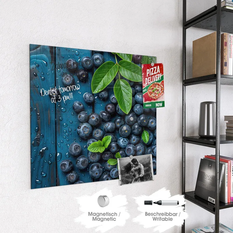 Glas Magnettafel - Blaubeeren auf Holz