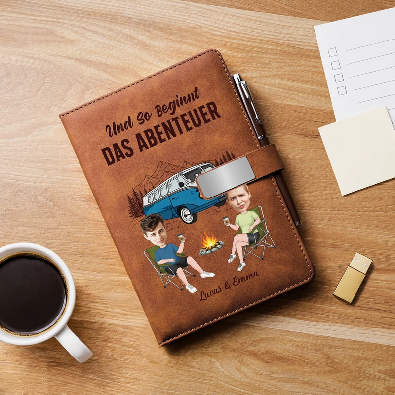[3D-Optik] Und So Beginnt Das Abenteuer - Personalisierte Geschenke Paar | Notizbuch Mit Stift Camping