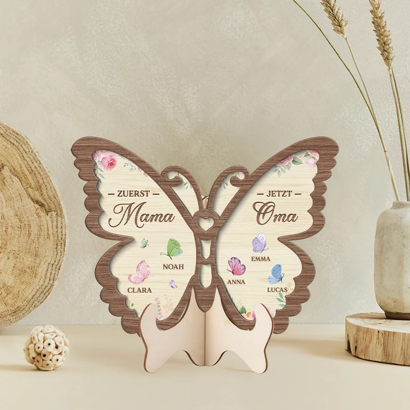 Erst Mama Jetzt Oma - Personalisiertes Geschenk | Holzaufsteller Mama/Oma Schmetterlinge