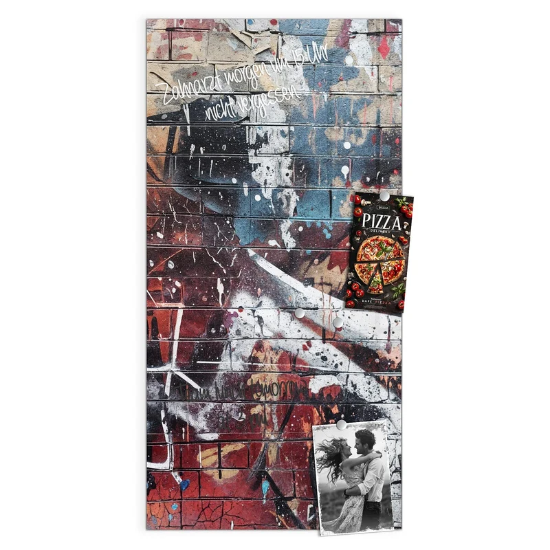 Magnettafel - Graffiti auf Ziegelmauer