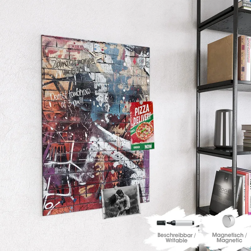 Magnettafel - Graffiti auf Ziegelmauer