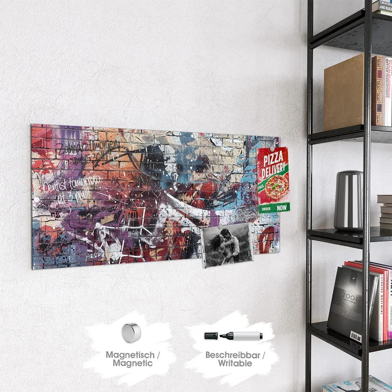 Magnettafel - Graffiti auf Ziegelmauer