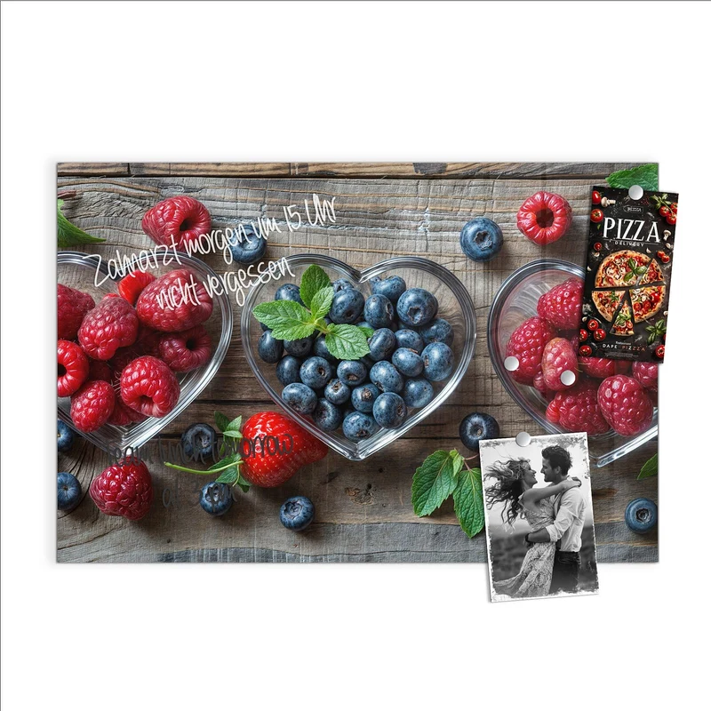 Magnettafel - Beeren in Herzschalen