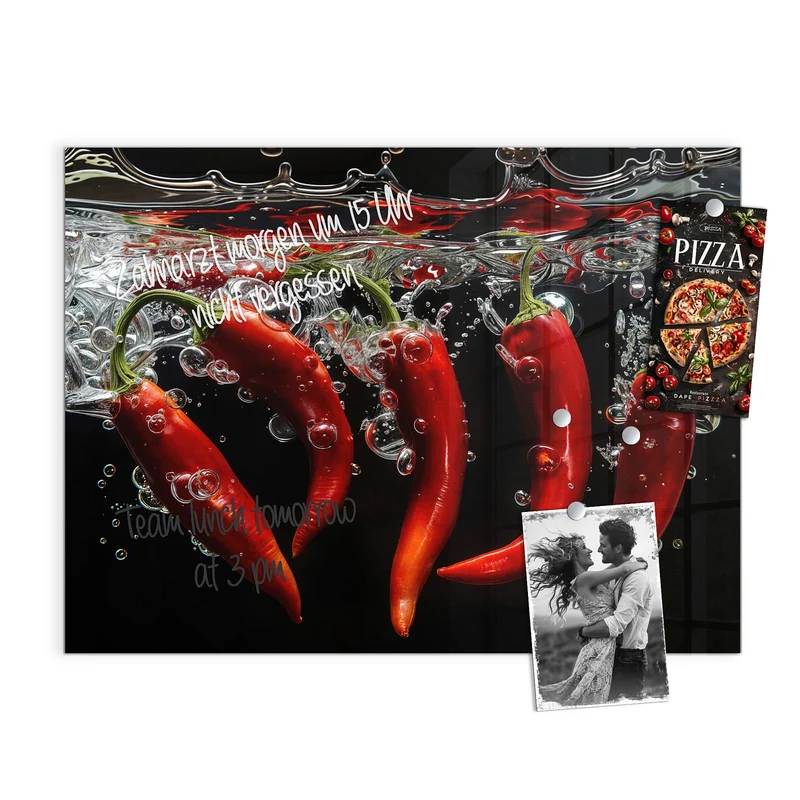 Magnettafel - Chilis im dunklen Wasser
