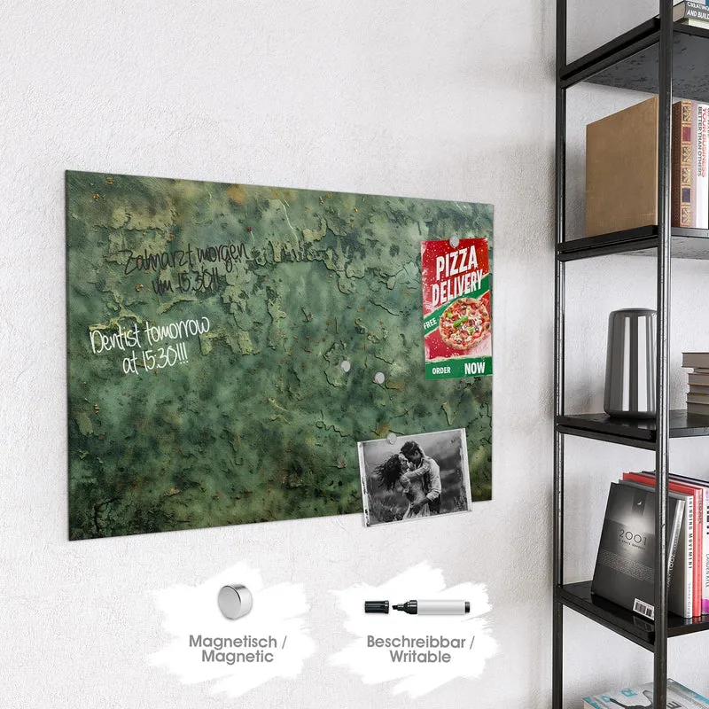 Magnettafel - Moosgrüne Wand