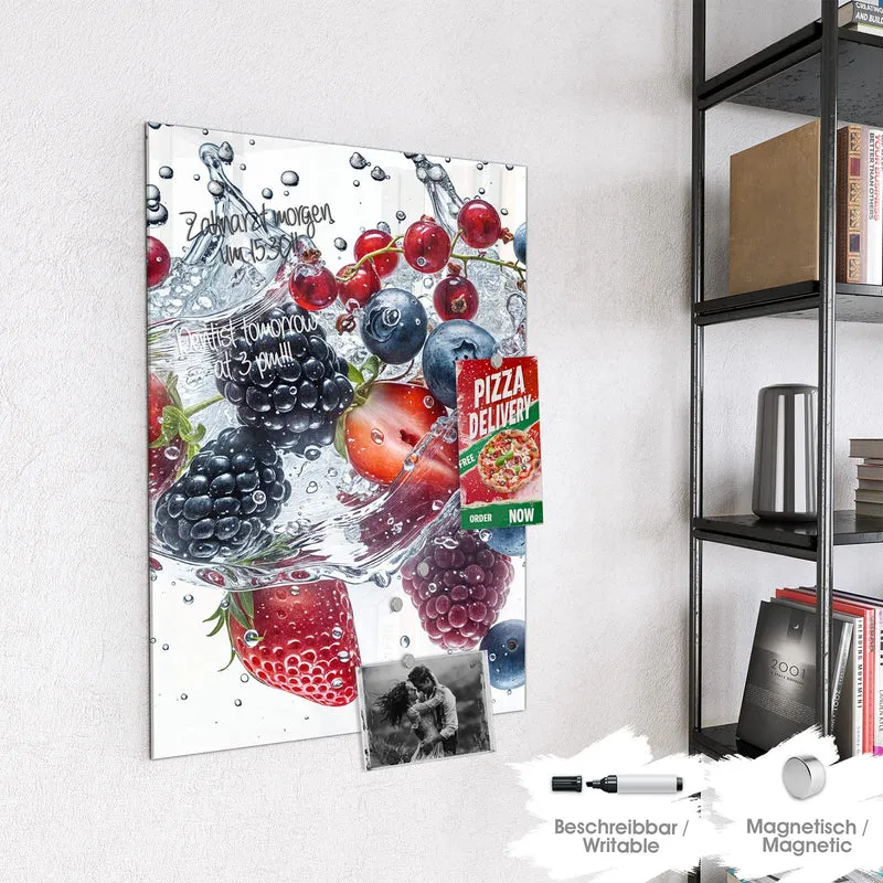 Magnettafel - Beeren im Spritzwasser