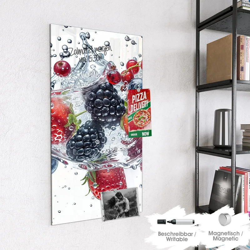 Magnettafel - Beeren im Spritzwasser