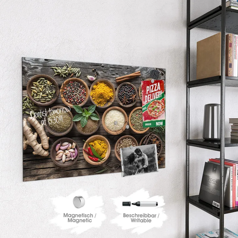 Magnettafel - Gewürze auf Holztisch
