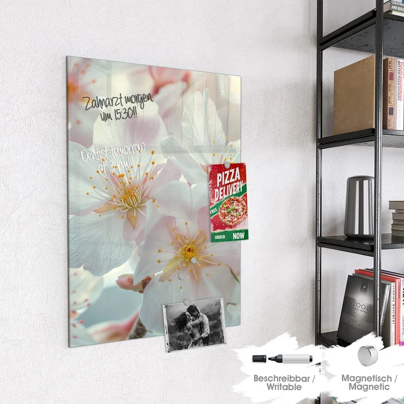 Magnettafel - Weiße Frühlingsblüten