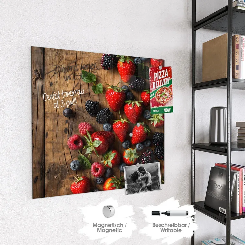 Magnettafel - Beerenmix auf Holz