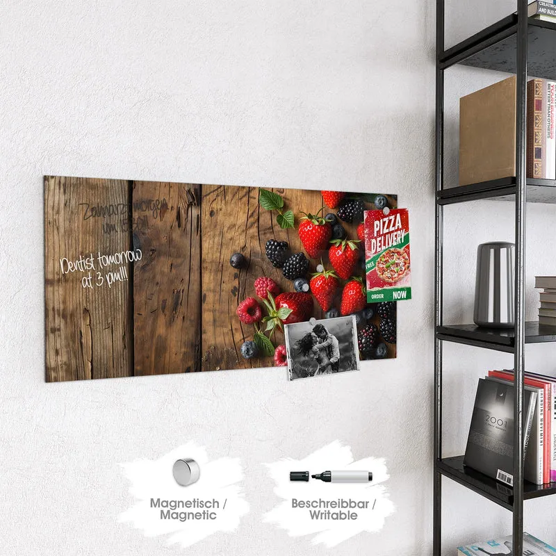 Magnettafel - Beerenmix auf Holz