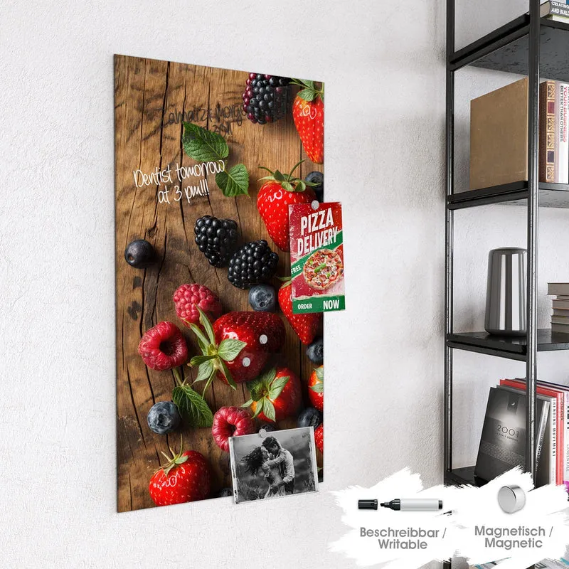 Magnettafel - Beerenmix auf Holz