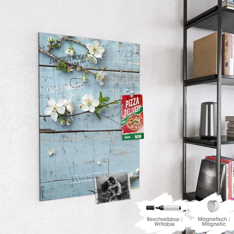 Magnettafel - Blüten auf blauem Holz