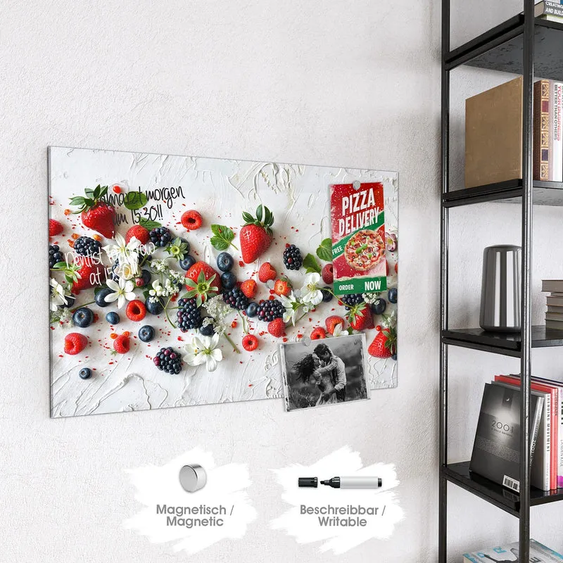 Magnettafel - Beeren mit weißen Blüten