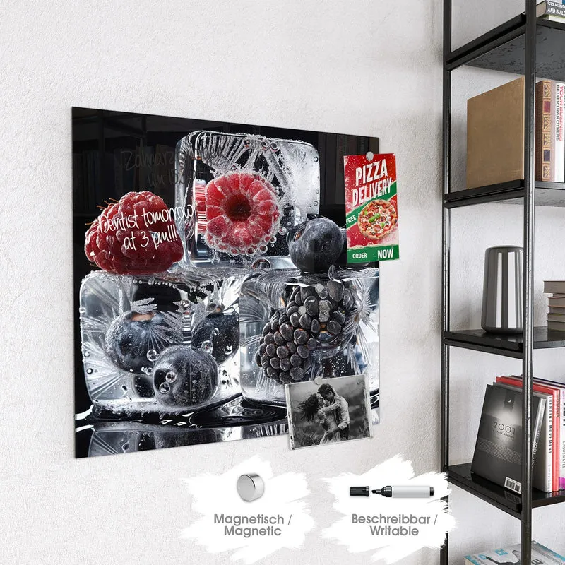 Magnettafel - Beeren auf Schwarz