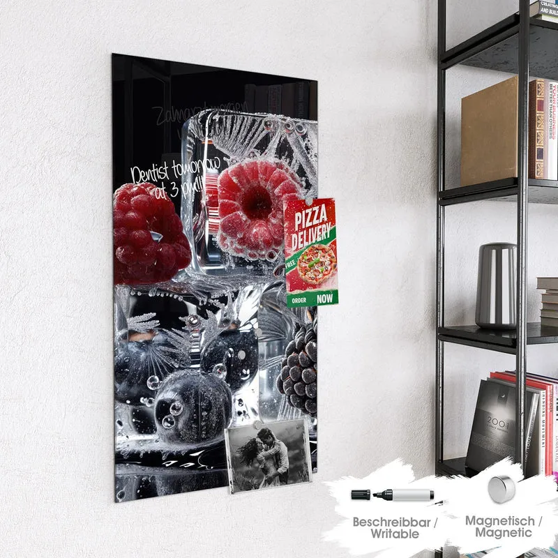 Magnettafel - Beeren auf Schwarz