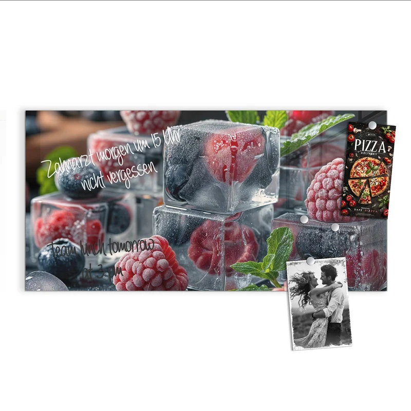 Magnettafel - Beeren im Eisblock