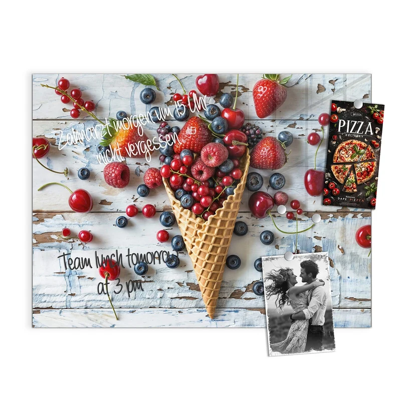 Magnettafel - Beeren in der Eiswaffel