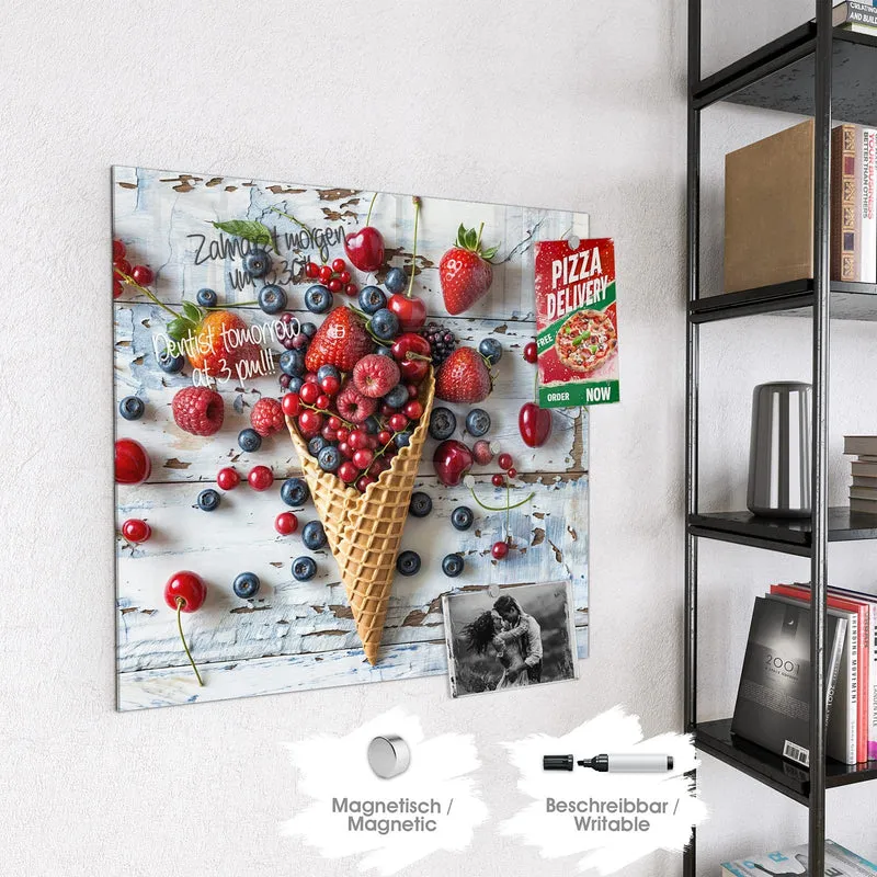 Magnettafel - Beeren in der Eiswaffel